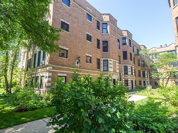 2nd image of 602 Sheridan Rd APT 2W