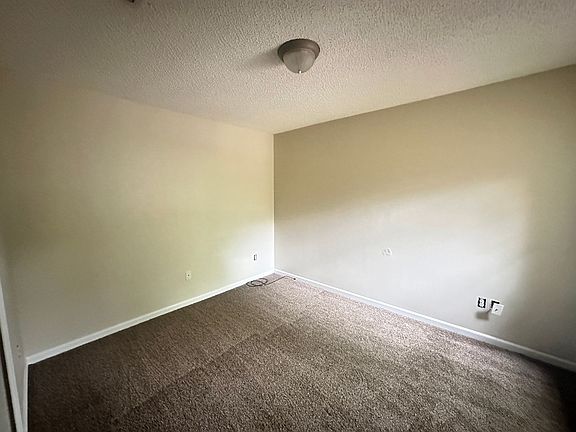 3rd image of 7775 Playschool Ln