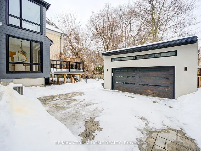 6 Hillholm Rd — Photo 36