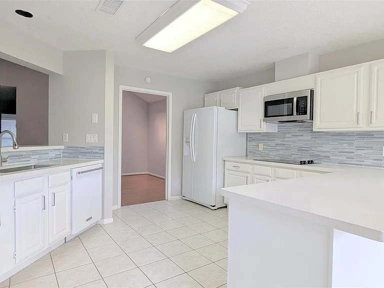 12639 Ashford Hills Dr — Photo 5