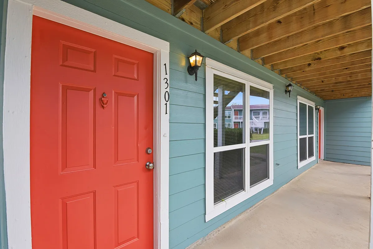 Building Photo - Henderson Grove Apartments