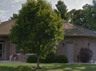 1576 E Gate Dr, Watertown, WI
