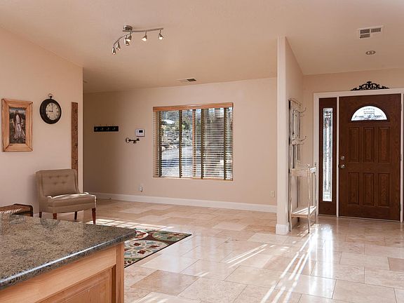 4th image of 2153 N Dammeron Valley Dr E