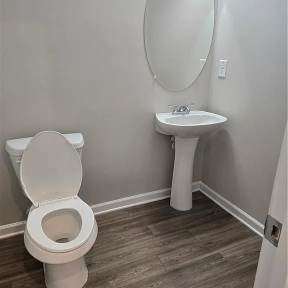 326 Melody Ln — Photo 3