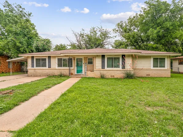 1759 Bingham St, Stephenville, TX 76401