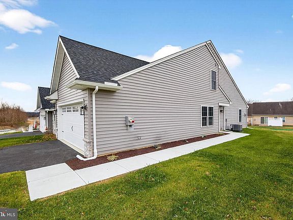 5th image of 123 Hillard Fld