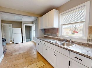 6011 Pear Ave, Cleveland, OH 44102