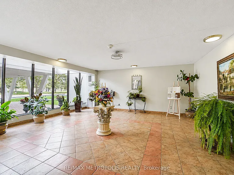301 Prudential Dr #407 — Photo 8