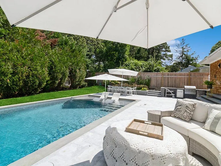 62 Waters Edge Rd — Photo 2