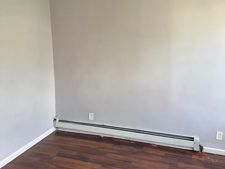 58 Seneca St #1 — Photo 5