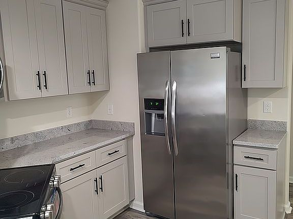 New cabinets and granite 