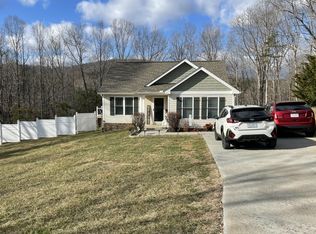 297 Twelve Oaks Dr, Hardy, VA 24101