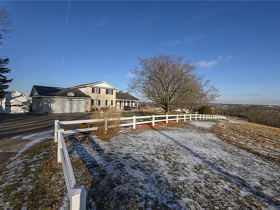 4th image of 264 Pleasant Valley Rd NW