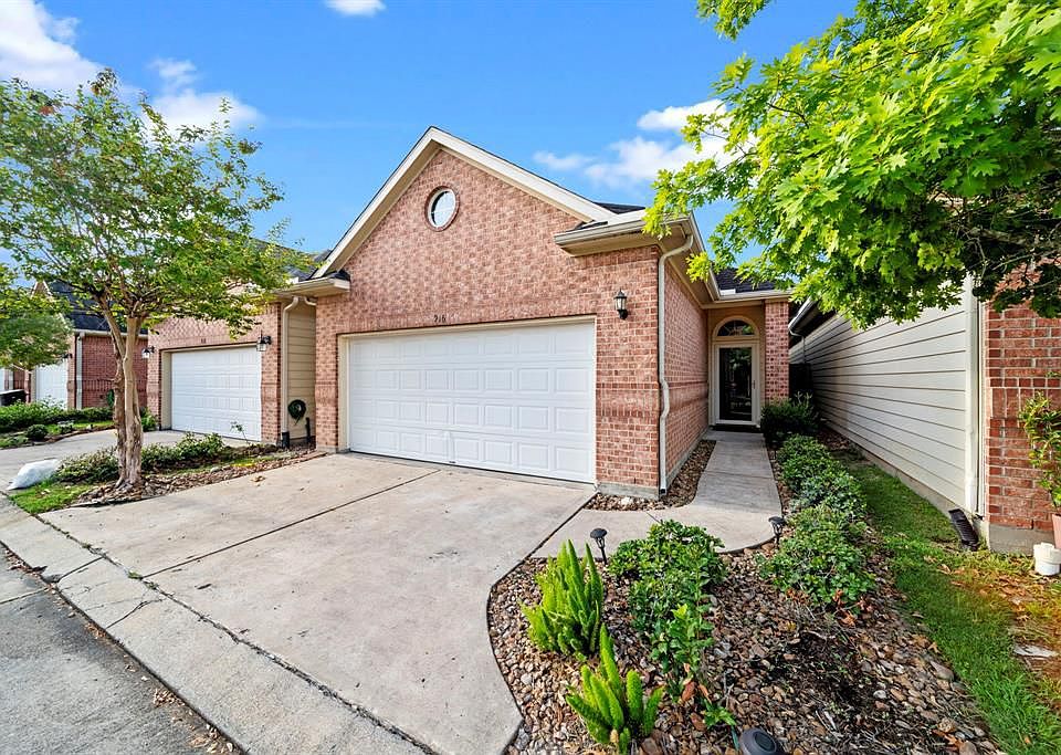 1st image of 916 Sweet Pine Dr