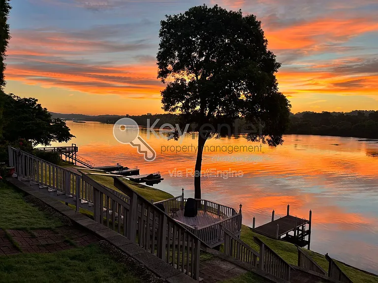 3166 Waterfront Dr — Photo 6