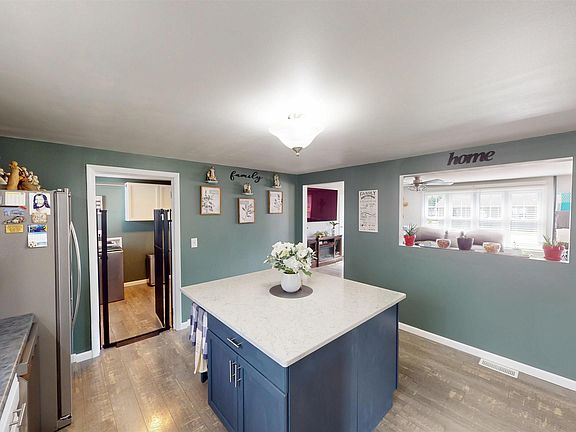 3rd image of 2076 N State Road 257