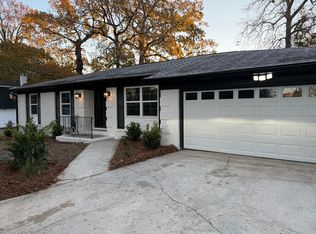 1047 Yeamans Hall Rd, Hanahan, SC 29410