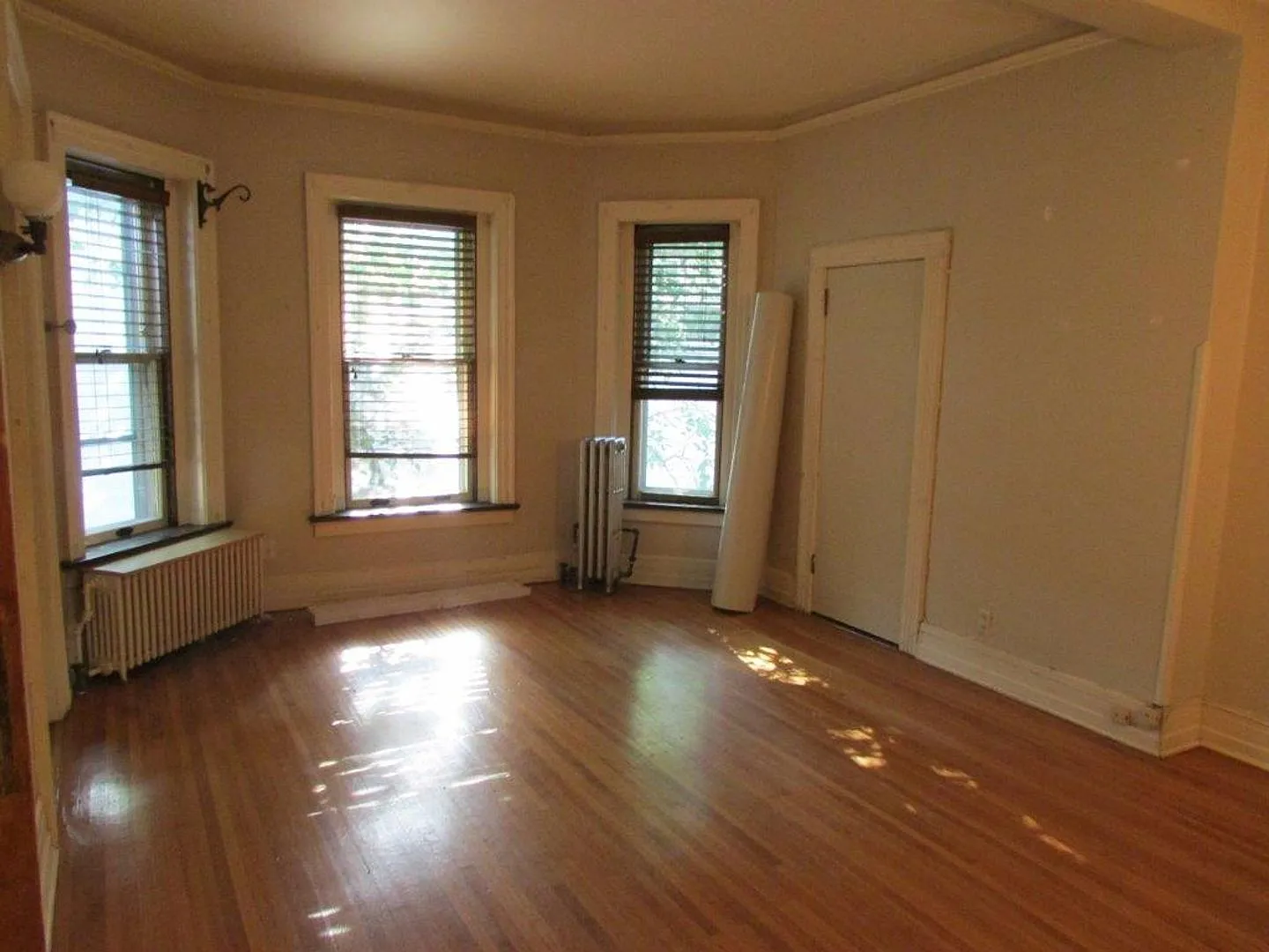 121 East Gilman Street — Photo 2