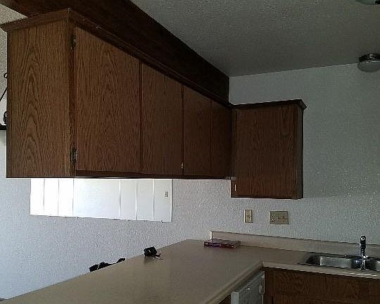 3rd image of 1910 Swanson Ave Unit B20