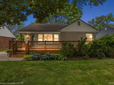 2111 Ellwood Ave, Berkley, MI, 48072