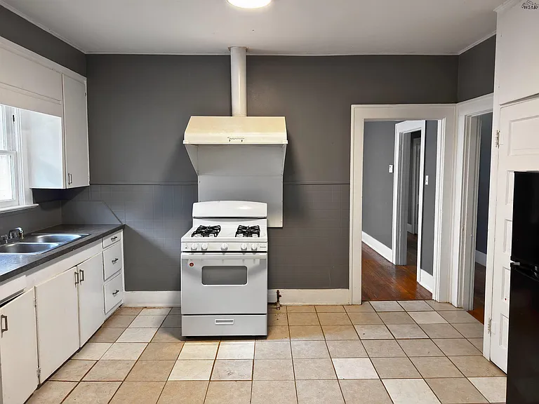 1705 Pearl Ave — Photo 10