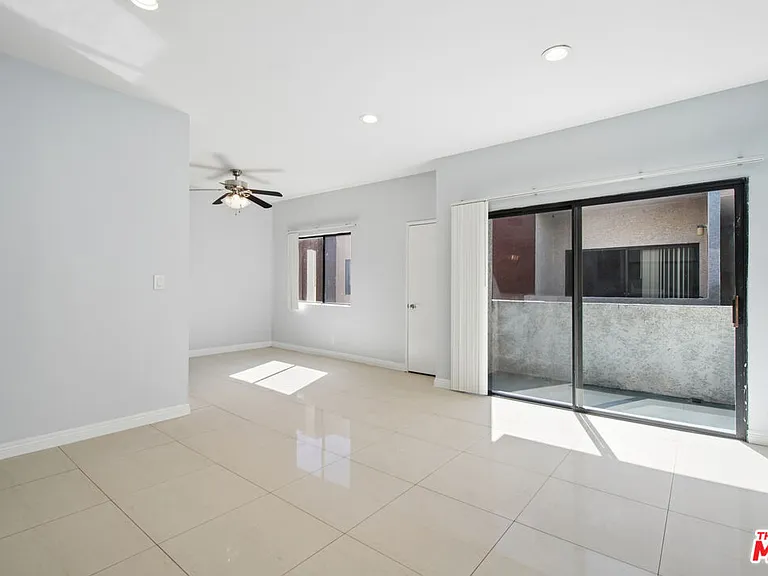 5715 W Olympic Blvd #206 — Photo 2