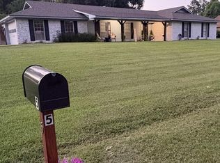 5 Jill Marie Ln, Vicksburg, MS 39183