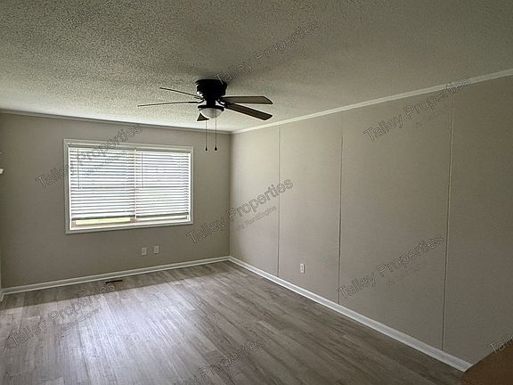 3rd image of 1773 River Rd