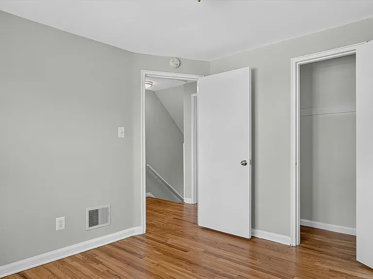 3284 Coolidge Hwy — Photo 21