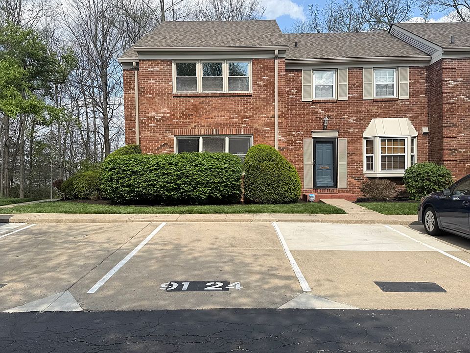1st image of 9124 Dominion Cir
