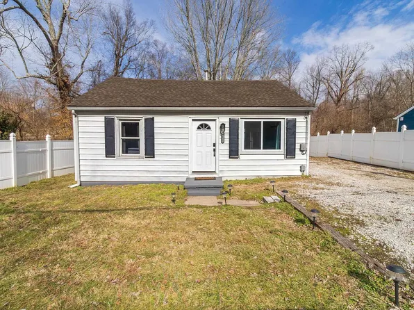 1425 Wimberg Rd, Evansville, IN 47710