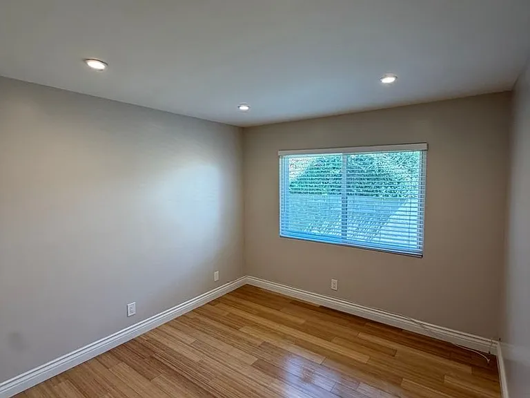 927 Redlen Ave — Photo 42