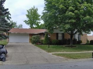 4749 Scothills Dr, Englewood, OH 45322