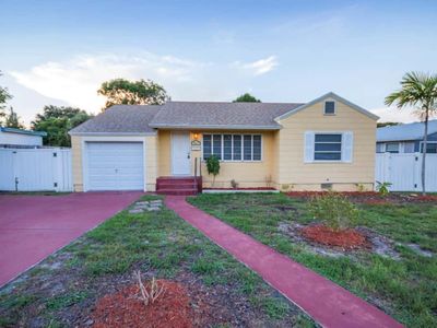 207 SW 1st Ave, Boynton Beach, FL, 33435