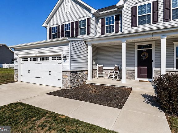 2nd image of 8402 Chiswell Ct