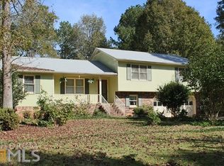 5896 Marcelle Ln, Norcross, GA 30093