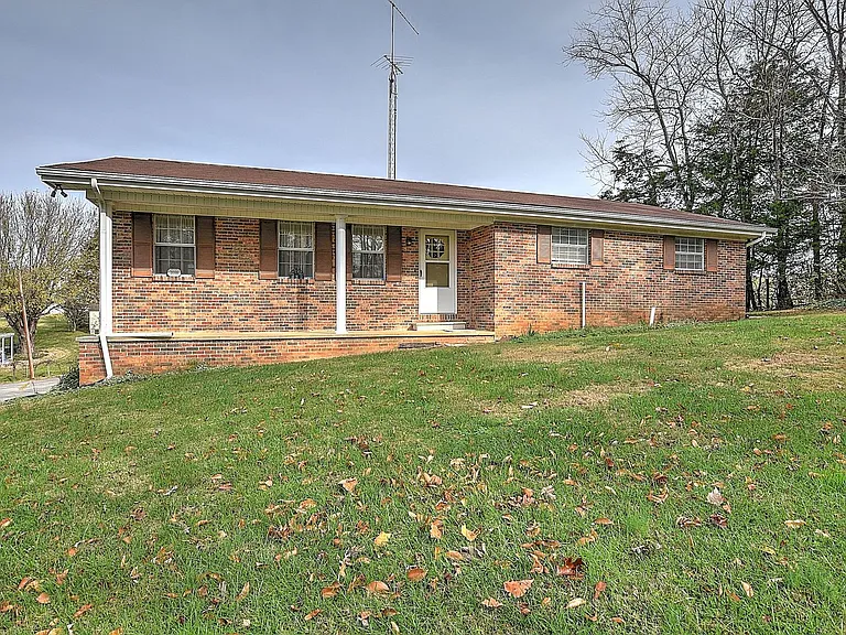 4660 Kingsport Hwy — Photo 12