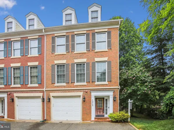 1015 N Kensington St, Arlington, VA 22205