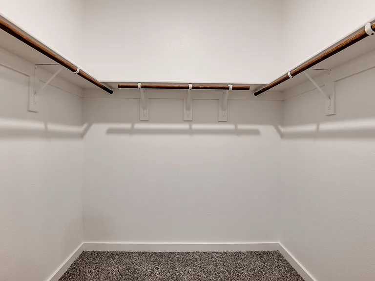 609 Blackland Dr — Photo 21