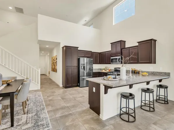 4012 Branigan Lake Way, Rancho Cordova, CA 95742