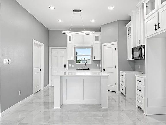 5th image of 5412 La Ola Dr