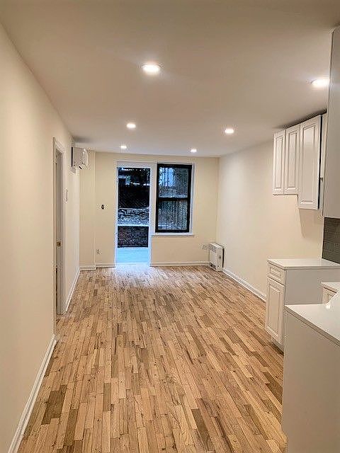 1st image of 222 E 75th St APT Lb