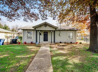 522 S Barnett Ave, Dallas, TX 75211