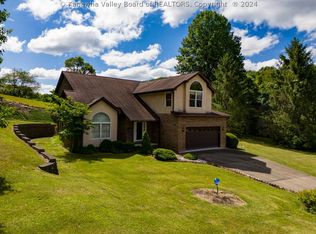 3 Cherokee Trl, Elkview, WV 25071