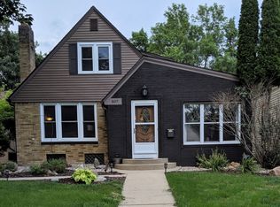 807 2nd Ave NE, Waseca, MN 56093