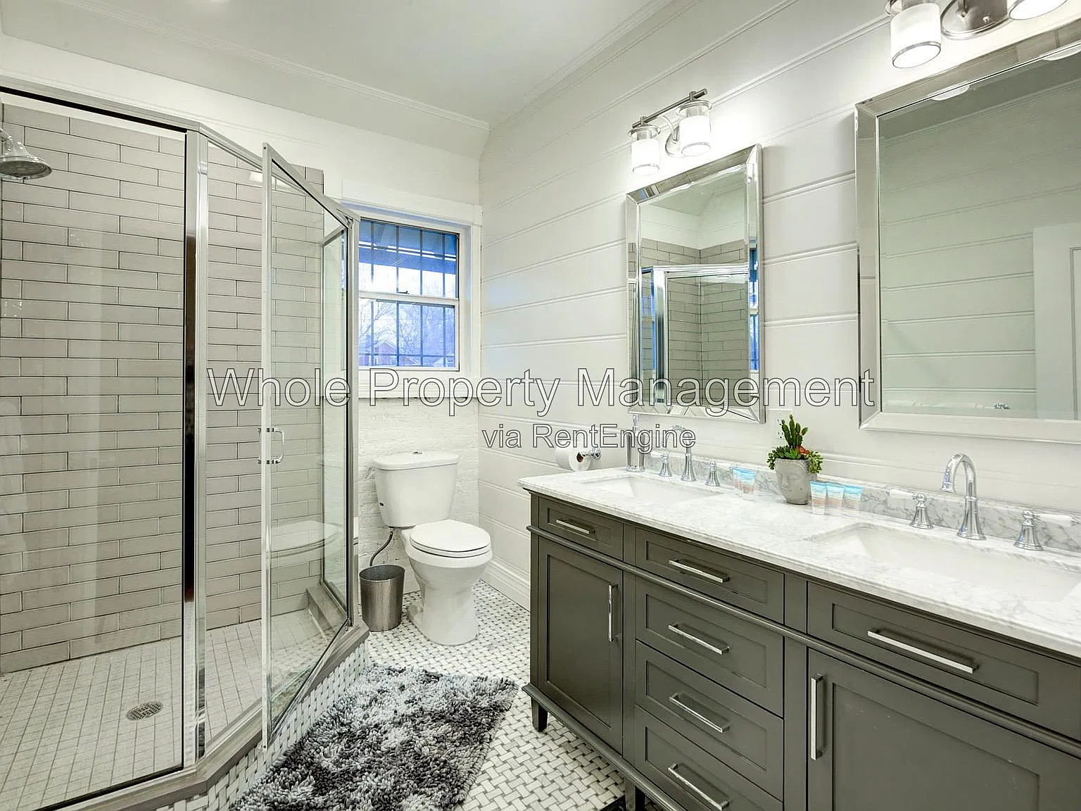 5 bed, 5.0 bath, 3300 sqft, $4,700 — Photo 4