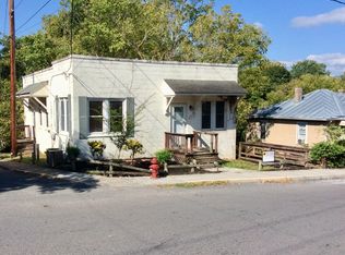 207 Diamond St, Lexington, VA 24450