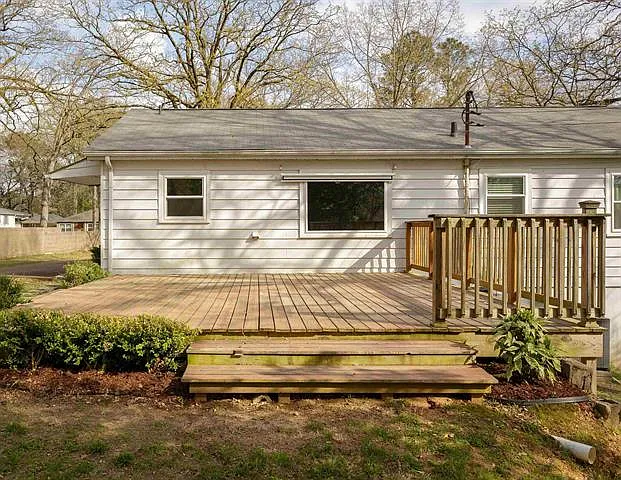 1813 Tune Ave — Photo 17