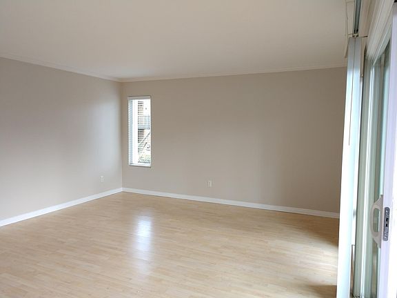 5th image of 17159 W Bernardo Dr Unit 101