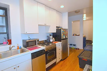 Rented by Manhattan Spaces